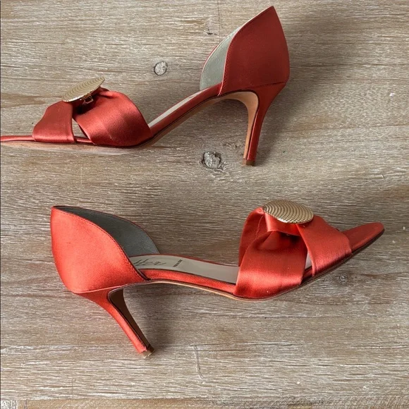 Butter Satin Heels with Gold Shell Accent - Picture 9 of 13